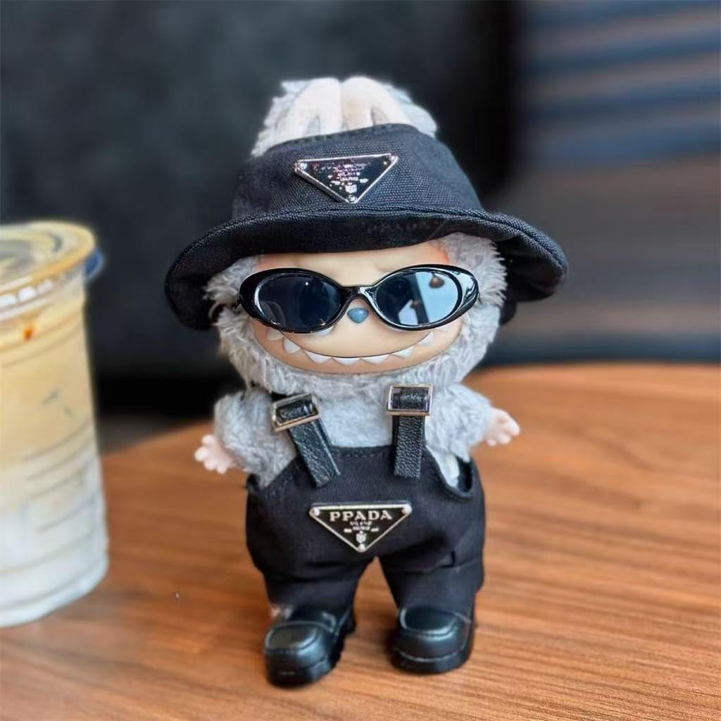 Labubu 服 Labubuぬいぐるみ 対応 手作り デニムオーバーオール＆帽子セット labubu clothes 手工製作 Labubu アクセサリー かわいい ドール服 (pradaモデルです) [並行輸入品]